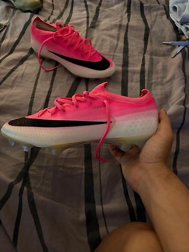 versace majca: Fudbalske kopačke – Nike Mercurial Vapor (roze/bele) Nisu nošene — 1