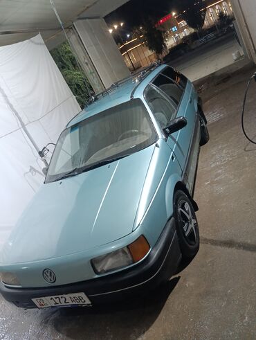 машины 2023: Volkswagen Passat Variant: 1989 г., 1.8 л, Бензин, Универсал