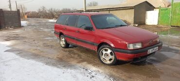 Volkswagen: Volkswagen Passat Variant: 1991 г., 1.8 л, Механика, Бензин, Универсал