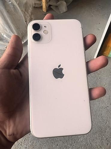 IPhone 11, 128 ГБ, белый СРОЧНО! Торг минимальный! Акб - 73% -