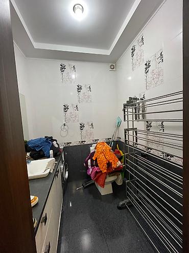 Продажа квартир: 5 и более комнат, 263 м², Моссовет Элитка, 7 этаж at lalafo.kg — 11 Продажа квартир: 5 и более комнат, 263 м², Моссовет Элитка, 7 этаж — 11