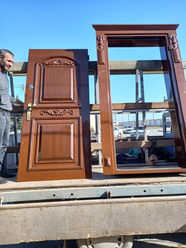 Giriş qapıları: Yeni Giriş qapısı Zamok və çərçivə ilə, Zəmanətli, Pulsuz quraşdırma, Ünvandan götürmə, Pulsuz çatdırılma, Ödənişli çatdırılma — 12