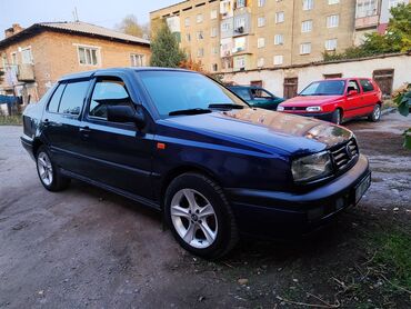 продаю с доплатой мне: Volkswagen Vento: 1996 г., 1.8 л, Механика, Бензин, Седан