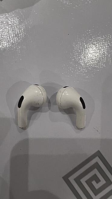 пользовались: Беспроводные вакуумные наушники, Apple, AirPods Pro 2, Б/у — 5