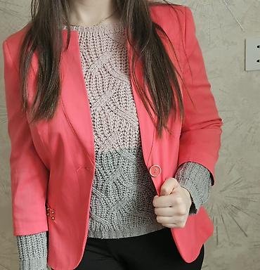 tek pencek: Qadın blazer ceket – əhvalı yüksəldən canlı çəhrayı rəng - Kəsim — 1