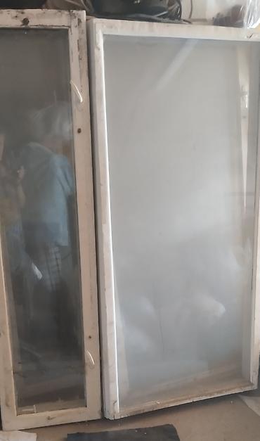 Окна 2 шт,трубы 2 шт диаметр 6 и 5 см