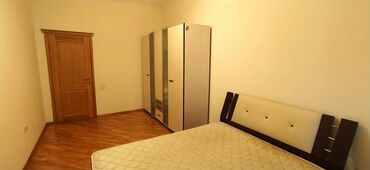 Uzunmüddətli kirayə mənzillər: Nəsimi rayonu, Zabitlər parkı yaxınlığında, “AF Center” binasında 4 — 7