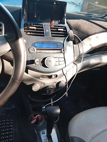 Транспорт: Chevrolet Spark: 2012 г., 1 л, Автомат, Хэтчбэк — 6