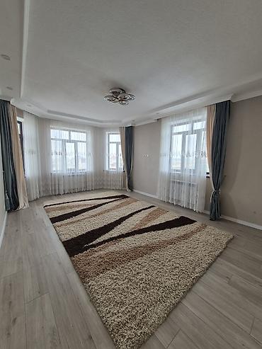 Үйлөр: 6 бөлмө, 220 м², 5 соток, Бишкек, Көк-Жар ж/м Риелтор — 10