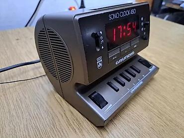 svetleca cebad za decu: GRUNDIG SONOCLOCK 450 RADIO BUDILNIK | Stari radio budilnik Space — 2