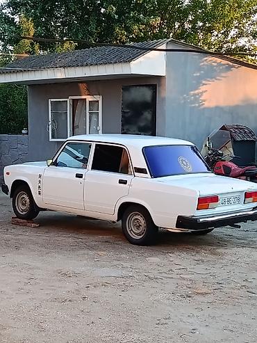 volkswagen tiguan 1: VAZ 2107, Masin yaxsi vezyetdedir mator most karofka yaxsi — 1