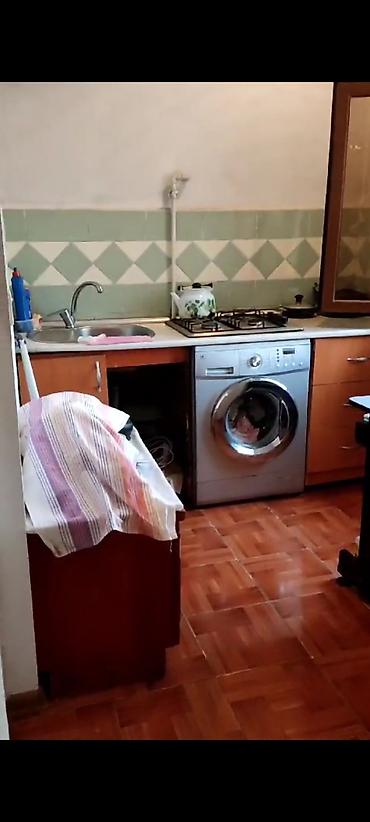 qala ev: Sadəcə Xanımlar Üçün 2 Nəfər Xanım Gəlib Qala Bilər.Evdə Hal Hazırda 1 — 5