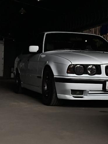 audi 8: BMW 5 series: 1992 г., 3 л, Механика, Бензин, Седан — 3
