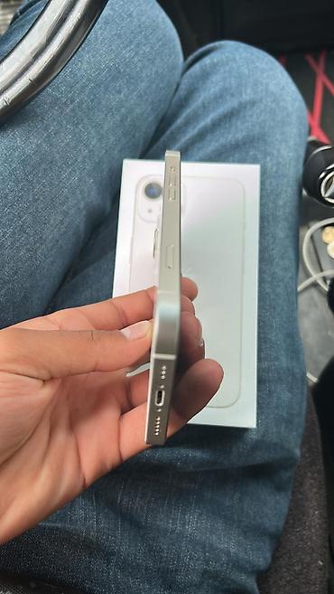 Elektronika: IPhone 13, 128 GB — 4
