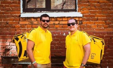 продавец цветов: Талап кылынат Велокурьер, Мото курьер, Самокат менен Толук эмес жумуш күнү, 18 жаштан жогору