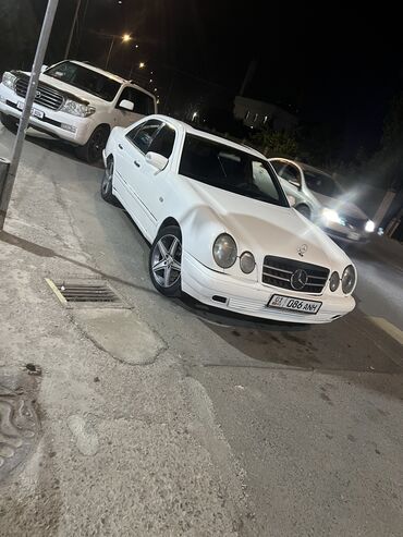 запчасть на мерс 814: Mercedes-Benz E-Class: 1996 г., 2.3 л, Механика, Бензин