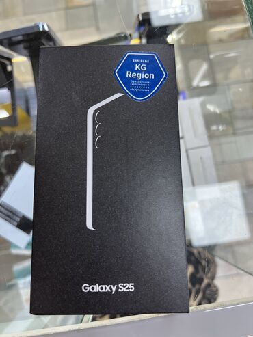 телефон самсуг: Samsung S25, Новый, 256 ГБ, цвет - Зеленый, 2 SIM