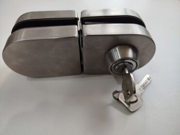 çöl qapi: Şüşə qapı üçün kilid mexanizmi - Material: fırçalanmış paslanmayan