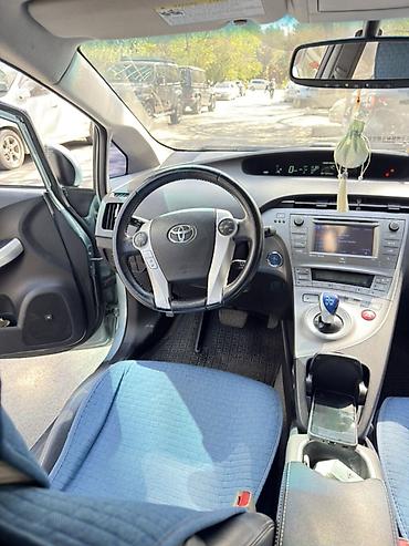 prius plus: Toyota Prius: 2015 г., 1.8 л, Автомат, Гибрид, Хэтчбэк — 5