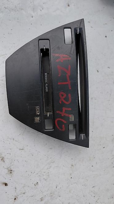 лента для машины: Сenter console Toyota 2003 г., Б/у, Оригинал, Япония — 1