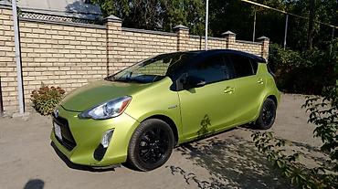 neta ls: Toyota Prius C: 2016 г., 1.5 л, Вариатор, Гибрид, Хэтчбэк — 2