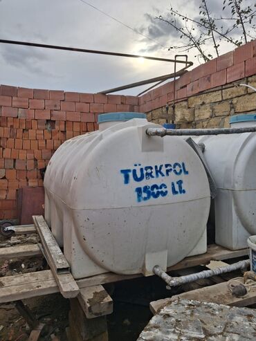 наливной пол баку: Su çənləri – 1500 litr'lik Türkpol və Türkühz malı içərisi