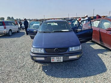 автомобили пасат: Volkswagen Passat Variant: 1994 г., 1.8 л, Механика, Бензин, Универсал