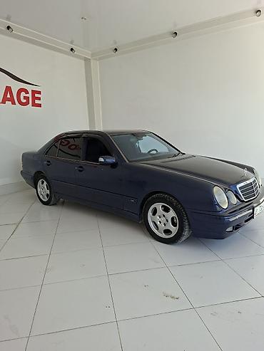 tucson 2018: Mercedes-Benz E-Class: 2000 г., 2.4 л, Механика, Бензин, Седан — 1