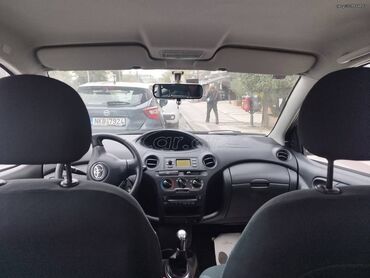Toyota: Toyota Yaris: 1 l. | 2005 έ. Χάτσμπακ — 4