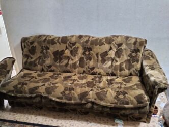 декор зелень: Бүктөмө диван, Колдонулган