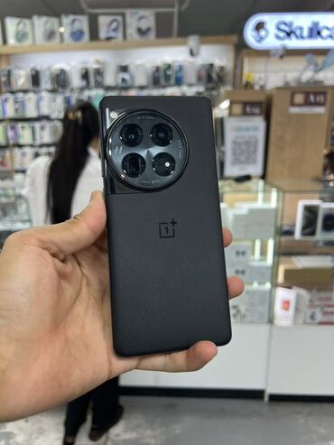 телефон озгон: OnePlus 12, 512 ГБ, түсү - Кара