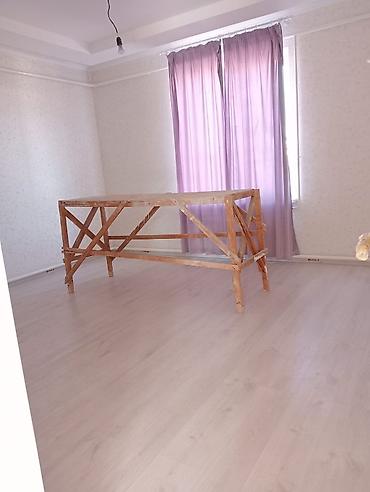 Продажа коттеджей и домов: Продаётся одноэтажный дом с просторным двором. Характеристики: - — 49