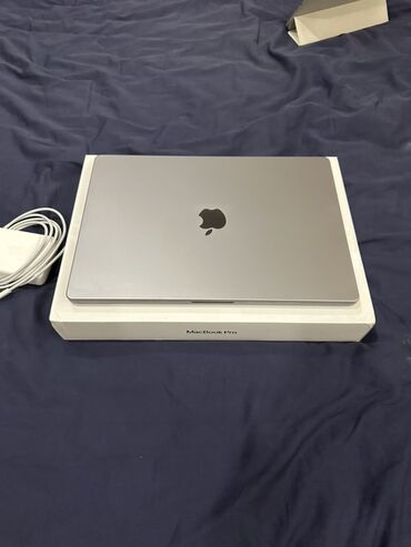 калибровка монитора: Ноутбук, Apple, 16 ГБ ОЗУ, Apple M1 Pro, 16 ", Б/у, память SSD