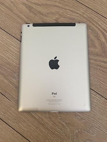 ipad case: İşlənmiş Apple iPad 3 (2012), 9,7", < 64 GB, Ünvandan götürmə — 1