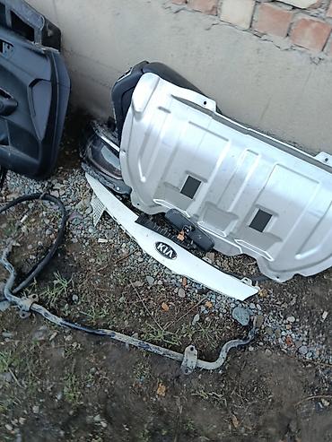 Другие детали кузова: Запчасти для Kia (см. фото) - Передняя фара левая в сборе (линзовая — 2