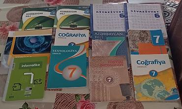 Школьные учебники: Məktəb dərslikləri toplusu satılır kitabın biri 1 manat Paketdə — 1