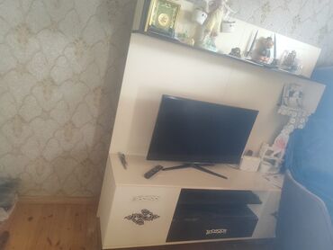 TV altlığı: TV altlığı