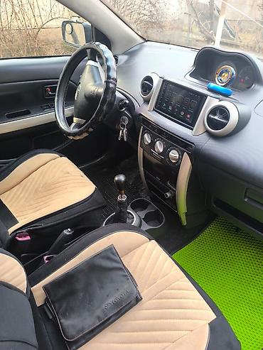 Toyota: Toyota : 2004 г., 1.5 л, Механика, Бензин, Хэтчбэк — 14