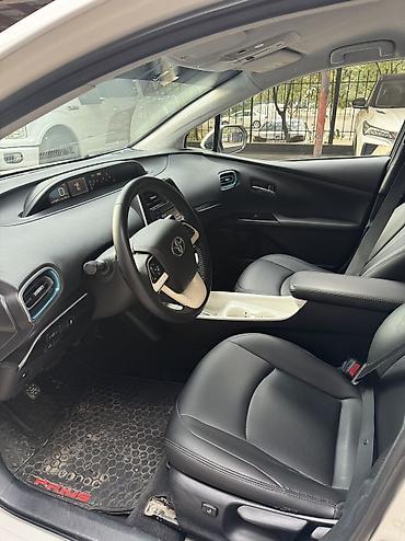 куплю тайота: Toyota Prius: 2017 г., 1.8 л, Вариатор, Гибрид, Седан — 6