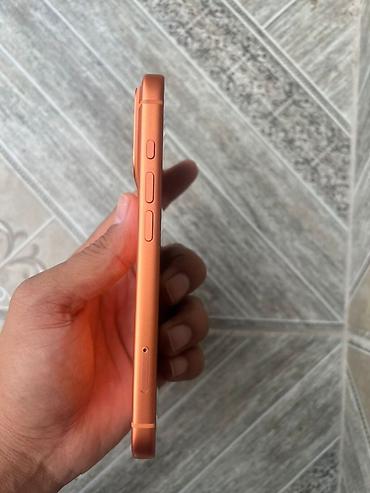 iphone 2 sim: IPhone 17 Pro, Б/у, 256 ГБ, Оранжевый — 4