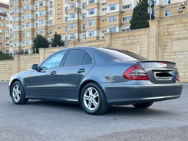 Mercedes-Benz: Mercedes-Benz E 220: 2.2 l | 2008 il Sedan — 6