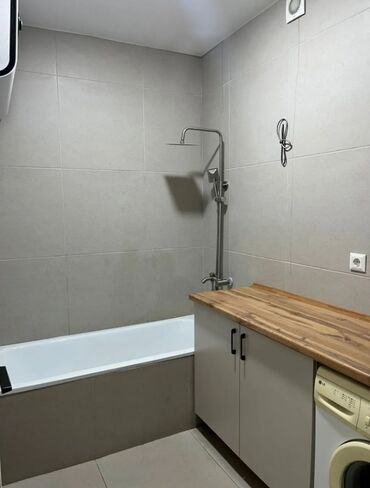 квартиры в кок жар: 3 бөлмө, 78 кв. м, Элитка, 5 кабат, Евроремонт