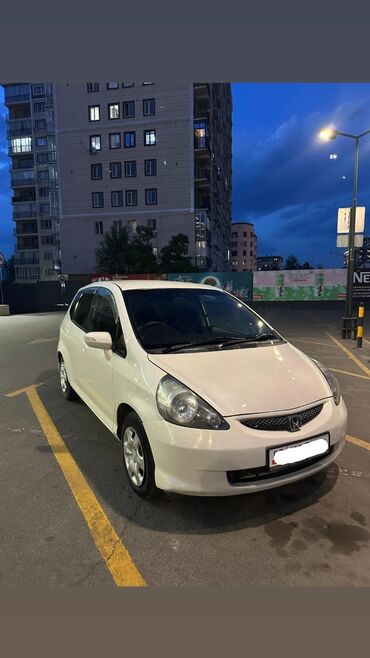 рассрочка авто бишкек без первоначального взноса: Honda Fit: 2005 г., 1.3 л, Вариатор, Бензин, Хэтчбэк