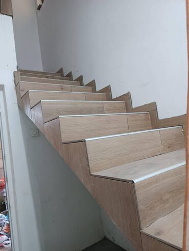 Građevinarstvo i rekonstrukcija: Gradjevinske usluge
Korektne i kvalitetne usluge — 4