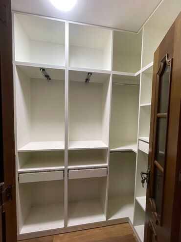 Köhnə tikili: Bakı, Neft Daşları qəs., 3 otaqlı, Köhnə tikili, m. Qara Qarayev, 65 kv. m -da lalafo.az — 12 Köhnə tikili: Bakı, Neft Daşları qəs., 3 otaqlı, Köhnə tikili, m. Qara Qarayev, 65 kv. m — 12