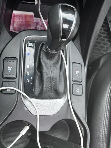 Hyundai: Hyundai Santa Fe: 2018 г., 2 л, Бензиновая, Кроссовер — 10