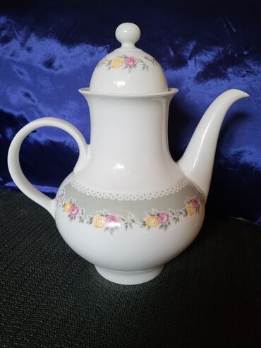 Čajnici: Bokal nov Jlmenau Demokratska Rep.Nemacka 70te. Nov bokal,sve na na lalafo.rs — 1 Čajnici: Bokal nov Jlmenau Demokratska Rep.Nemacka 70te. Nov bokal,sve na — 1