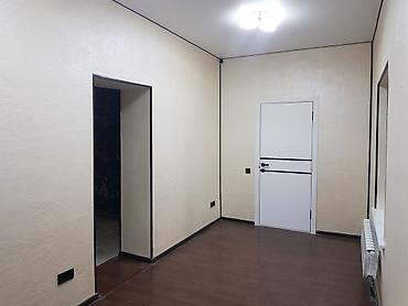 Продажа коттеджей и домов: 🏡 Продаётся уютный полдома в Бишкеке (ул. Полевая) 📍 Район: Дордой — 3