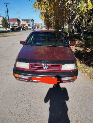 замок машина: Volkswagen Vento: 1993 г., 1.8 л, Механика, Бензин