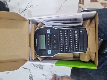 köpük aparati: Ətir yazı yazmaq üçün Dymo aparatı yenidir istifade olunmayib